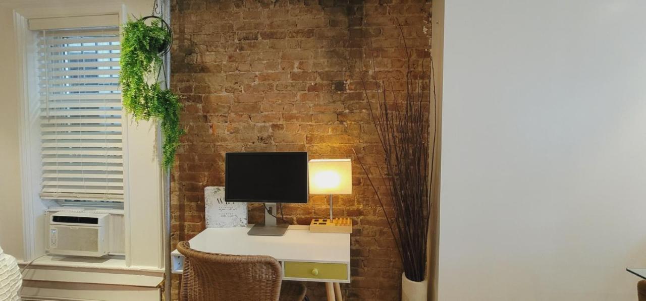 Luxe Brooklyn Getaway Apartment New York Exterior photo